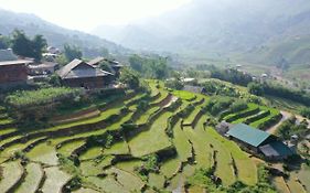 Indigo Snail Boutique Hmong Homestay